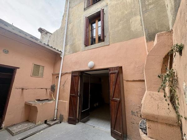 Maison à vendre 192 240 € Carcassonne 6 p 151 m² DPE D