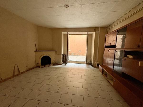 Maison à vendre 192 240 € Carcassonne 6 p 151 m² DPE D