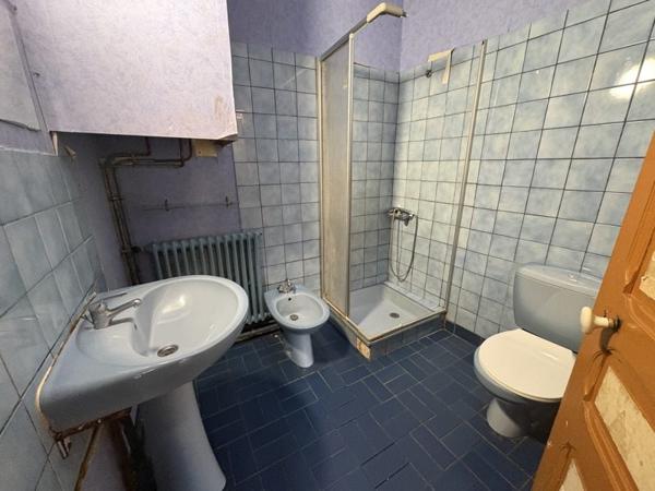 Maison à vendre 192 240 € Carcassonne 6 p 151 m² DPE D