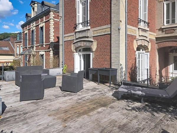 DEMEURE ROUEN GARE  220 M2 ET DEPENDANCE DE 70 M2