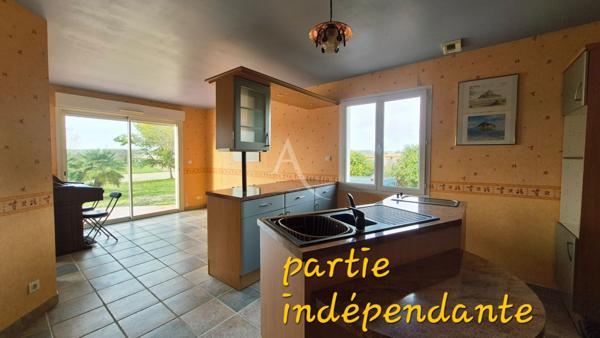 Maison Saintes 5 pièce(s) avec piscine et son appartement dédié