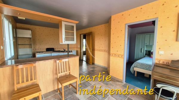 Maison Saintes 5 pièce(s) avec piscine et son appartement dédié