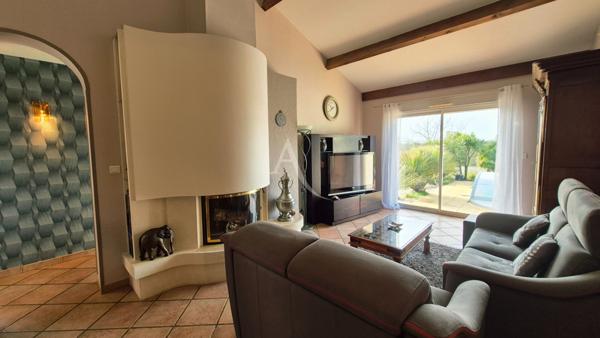 Maison Saintes 5 pièce(s) avec piscine et son appartement dédié