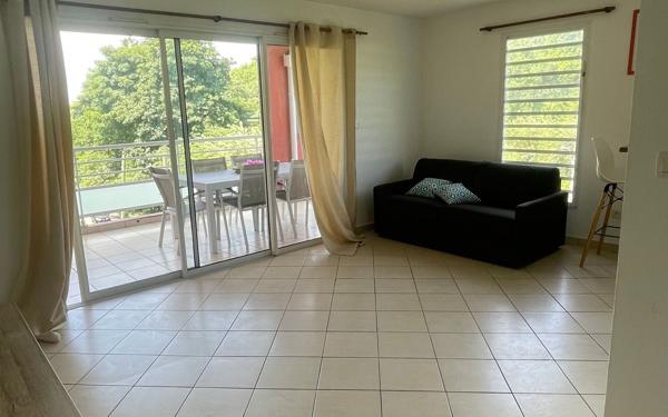 Appartement à louer    2 pièces •  Les Abymes