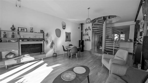 Jardin des plantes – Triplex avec terrasse et stationnements – 569.000 € fai