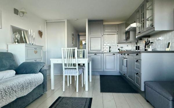 Appartement à louer    1 pièce • 32,93 m2 Rivedoux-Plage