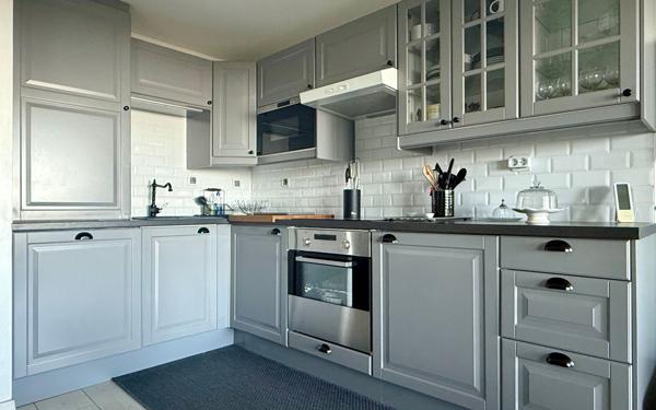 Appartement à louer    1 pièce • 32,93 m2 Rivedoux-Plage