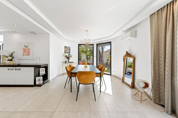 Vente Maison de luxe Marseille 12 10 Pièces 342 m²