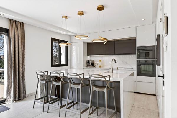 Vente Maison de luxe Marseille 12 10 Pièces 342 m²