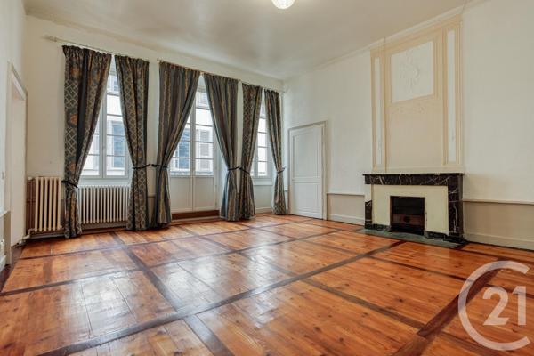 Appartement T7 à vendre  7 pièces - 219,66 m2 CHAMBERY - 73