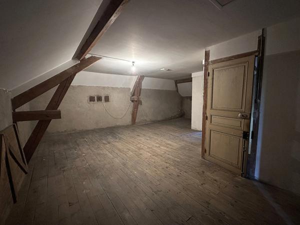 Maison 9 pièces 160 m² sur parcelle de 942m² à Vertaizon