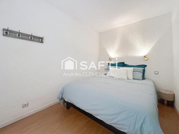 À VENDRE - Appartement T3 avec cours privative couverte