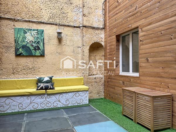 À VENDRE - Appartement T3 avec cours privative couverte