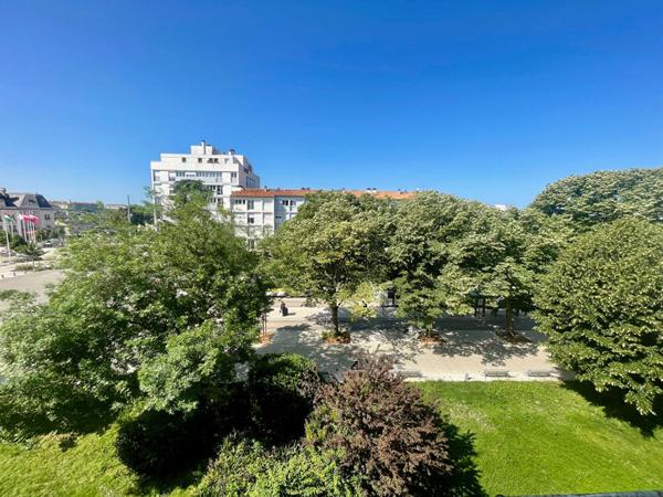 A VENDRE LA ROCHELLE APPARTEMENT 3 PIÈCES 65 m2 AVEC BALCON