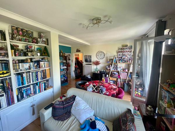 A VENDRE LA ROCHELLE APPARTEMENT 3 PIÈCES 65 m2 AVEC BALCON