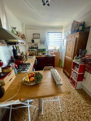 A VENDRE LA ROCHELLE APPARTEMENT 3 PIÈCES 65 m2 AVEC BALCON
