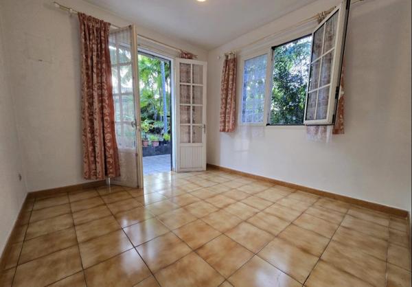 🌴 Havre de Paix à Condé : Espace, Nature et Sérénité