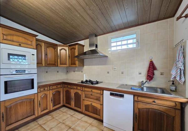 🌴 Havre de Paix à Condé : Espace, Nature et Sérénité