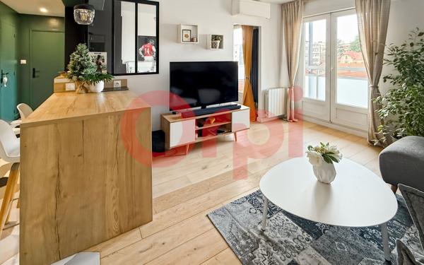 Appartement à vendre    3 pièces • 51 m2 Lyon 8