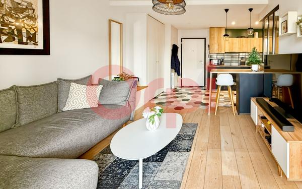 Appartement à vendre    3 pièces • 51 m2 Lyon 8