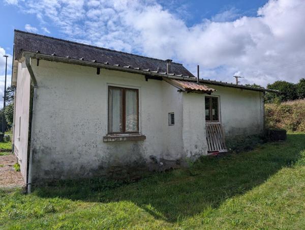 Maison a rénové avec jardin