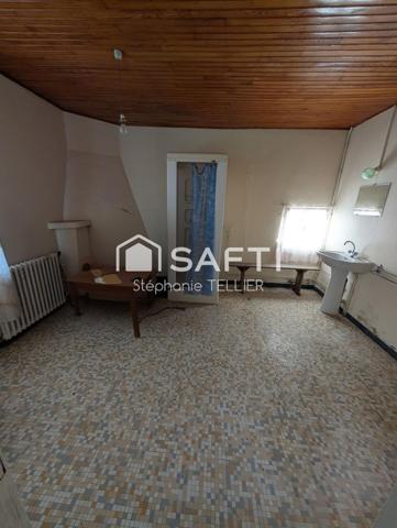 Maison a rénové avec jardin