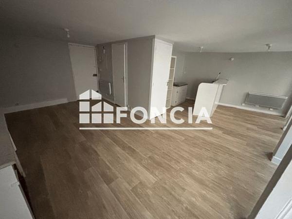 Location Studio 39.05 m² - 12 RUE CONFORT Lyon 69002