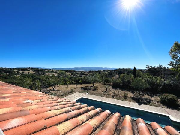 Maison
         6 pièces
        - 200 m² Exclusivité 560 000 € *