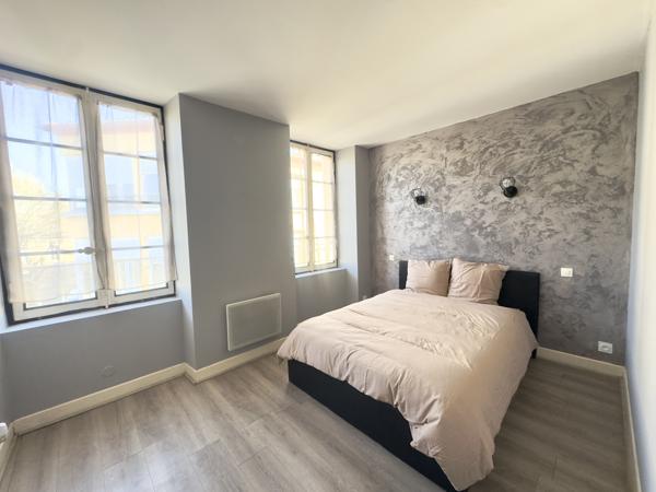 APPARTEMENT T3 MEUBLE – CARCASSONNE HYPER CENTRE