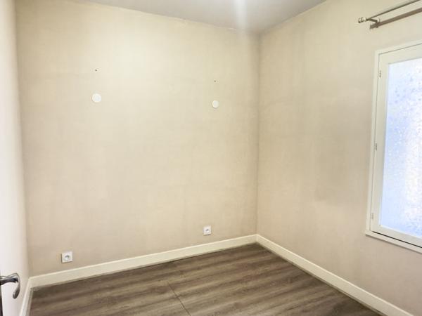 APPARTEMENT T3 MEUBLE – CARCASSONNE HYPER CENTRE