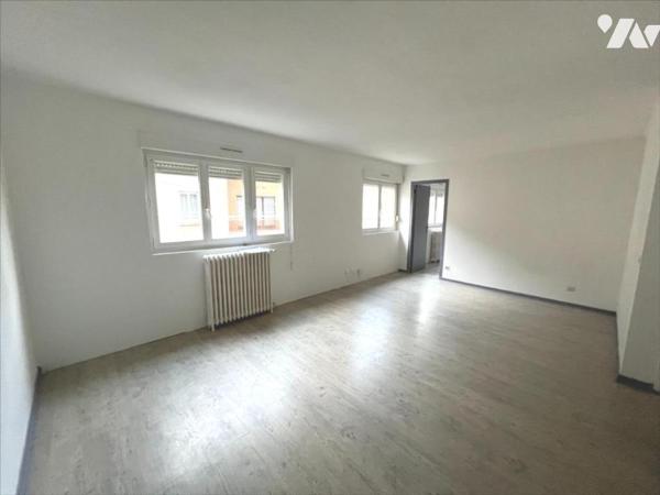 REIMS SECT AV DE PARIS appartement trois pièces