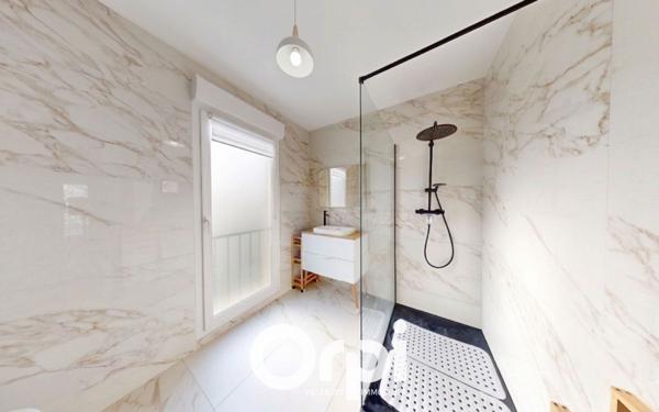 Appartement à vendre    4 pièces • 90 m2 Mont-Saint-Martin