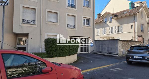 À vendre Parking 12.5 m² - Melun 77000