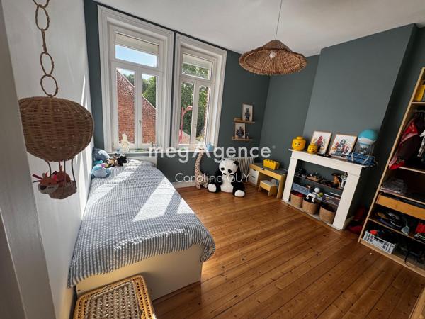 Maison à ARQUES, 62510 - 7 pièces 166m²