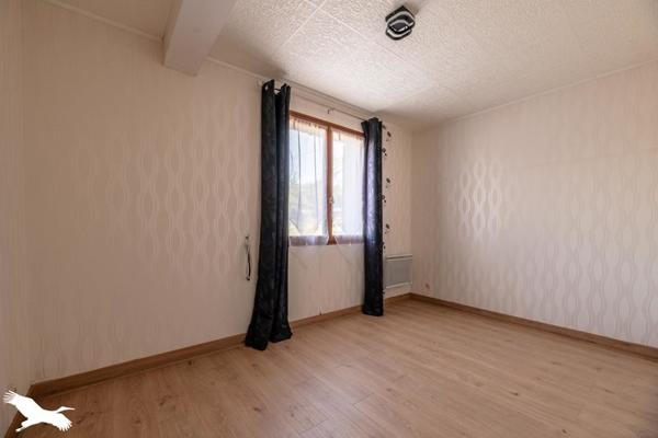 Maison à vendre 184 939 € Saint-Pierre-de-Chignac 5 p 126 m² DPE C