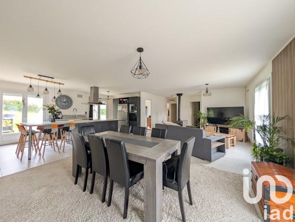 Maison à vendre 6 pièces 133 m² Saint-Yrieix-la-Perche