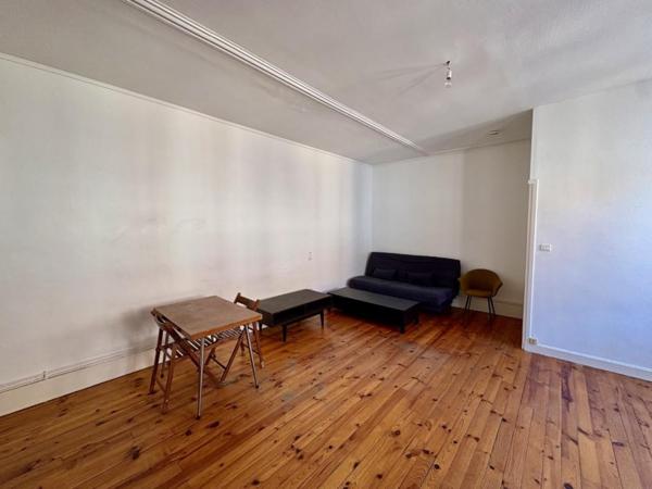 APPARTEMENT T1 A LOUER A ROANNE - CENTRE VILLE
