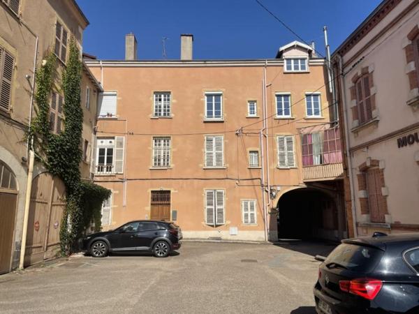 APPARTEMENT T1 A LOUER A ROANNE - CENTRE VILLE