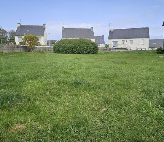 Quintin (22800) EXCLUSIVITE EXPERTIMO Terrain constructible 428 m² – Quintin – Centre à pied – Viabilisé – Sud