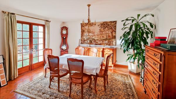 Uzès (30700) SOUS OFFRE D'ACHAT ACCEPTEE.