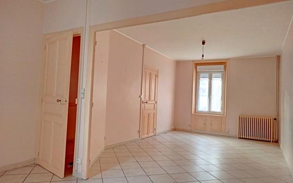 Maison à vendre    4 pièces •  Cholet