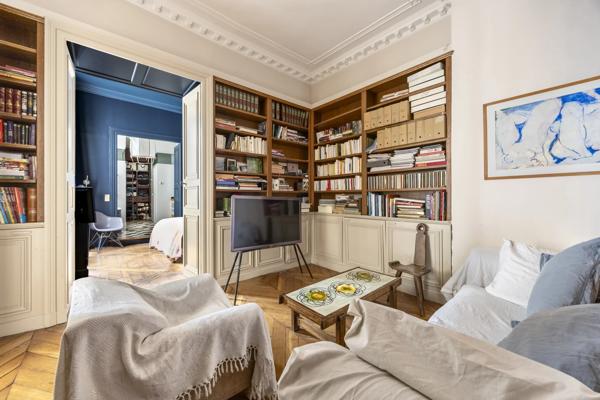 Appartement Paris 1 er - MONTMARTRE / ÉTIENNE MARCEL