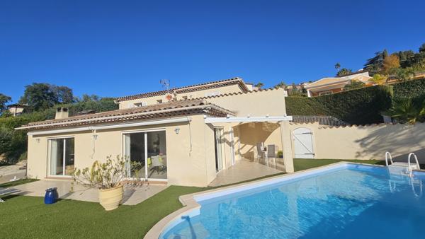 FREJUS, superbe villa avec piscine dans domaine sécurisé Fréjus (83600)