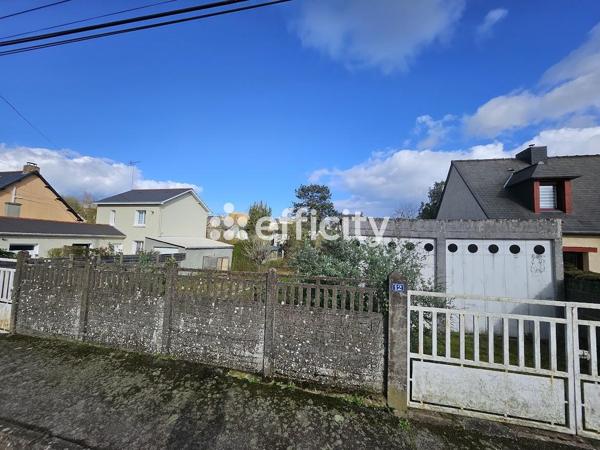 Terrain
        
        - 674 m² 74 900 € *