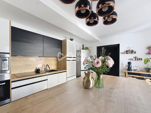 Maison + appartement, 5 chambres - 146,5 m2 - DPE C