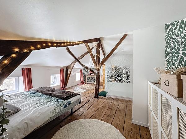 Maison + appartement, 5 chambres - 146,5 m2 - DPE C