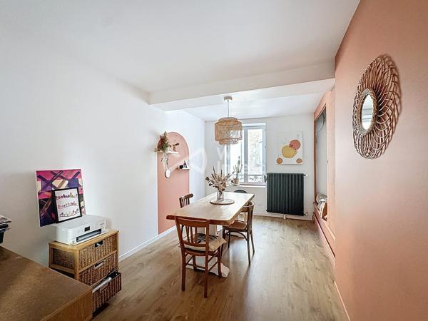 Maison + appartement, 5 chambres - 146,5 m2 - DPE C