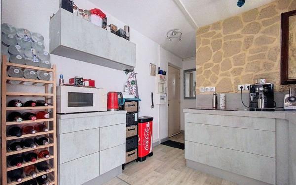 Appartement à louer    2 pièces • 33,63 m2 Fréjus