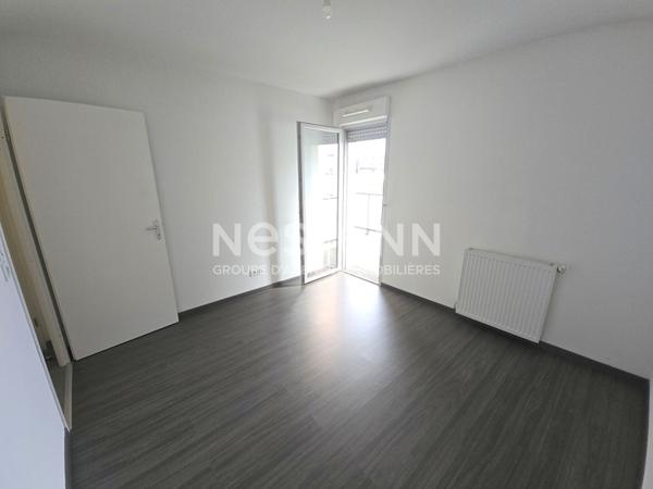 Appartement T2 toulouse 31200 lalande 37.36m² une place de parking en sous sol- terrasse