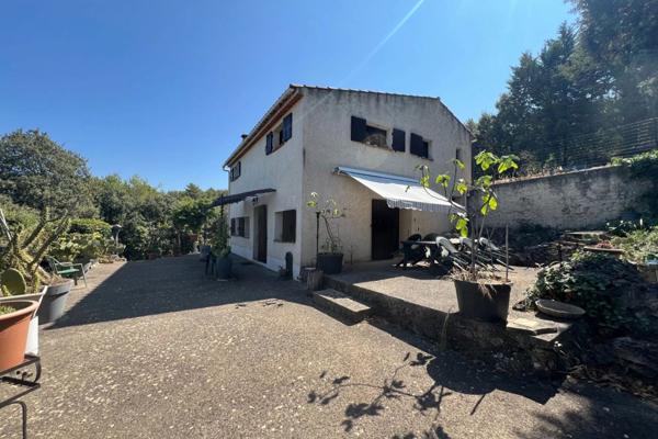 Meyreuil - Maison de campagne - 90 m2 - 4 pièces - 3 chambres - dépendance 60 m2 - 1 hectare